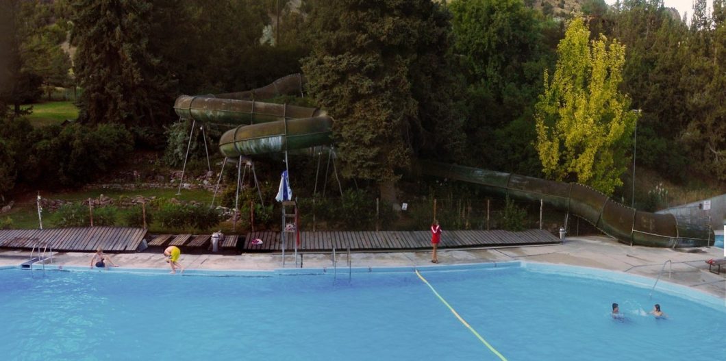 outdoor swimming pool in Heise near Kelly Canyon